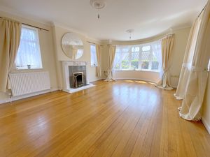 Beacon Way- click for photo gallery